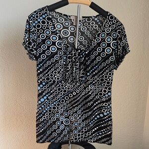 Susan Lawrence Black and Blue Circle Pattern Top